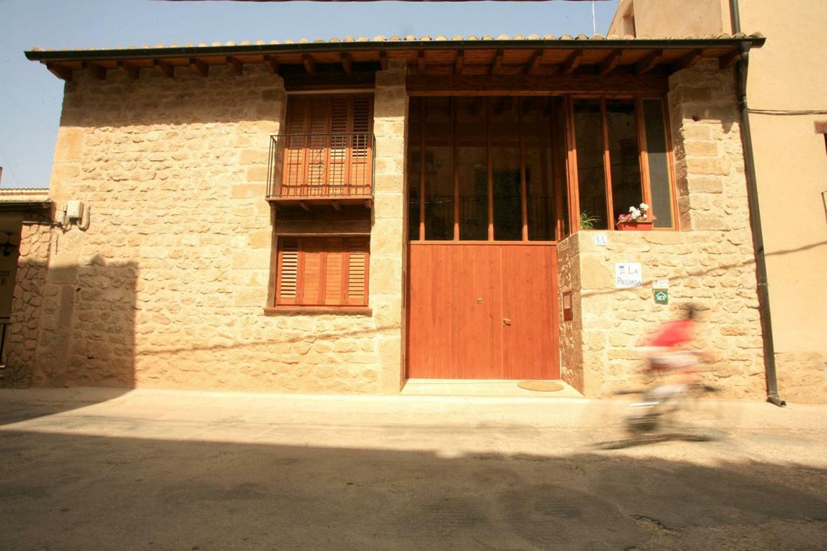 La Premsa Vendégház Arnés Kültér fotó